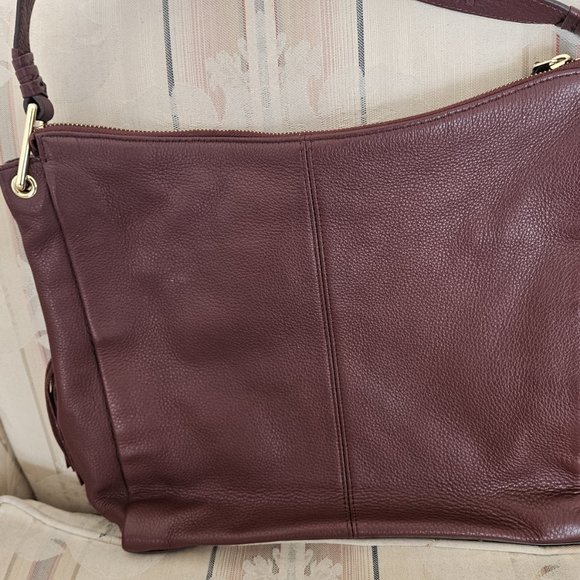 Vince Camuto Shoulder Bag - Picture 5 of 7